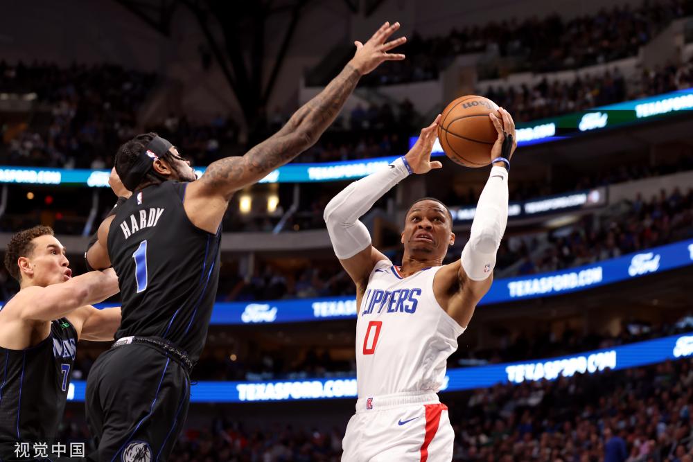 世俱杯官方晒姆巴佩战巴黎海报：阿什拉夫、登贝莱等人出镜.