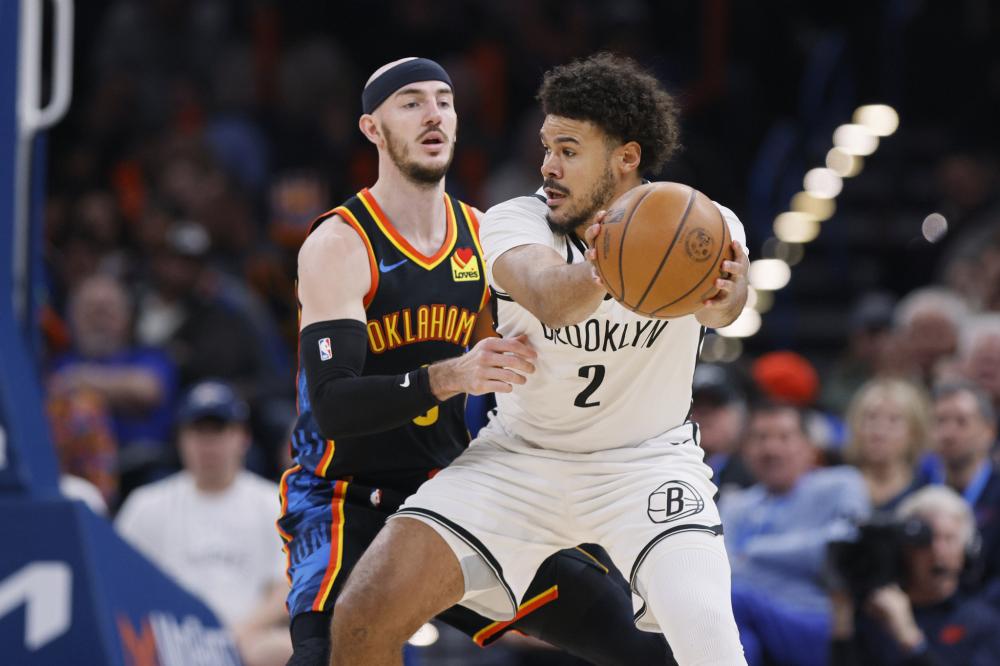 解说：赵睿登场后周琦被彻底激活 每一年的京辽大战都少不了话题（赵睿出场点燃周琦，京辽对决年年话题不断）